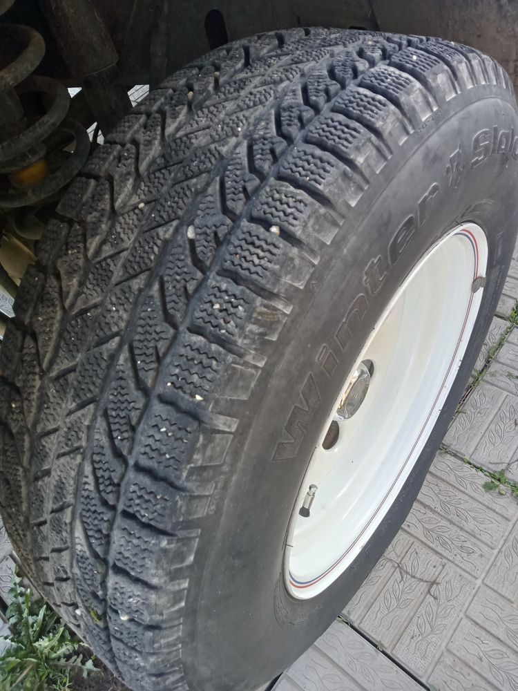 Продам резину всесезоннюю