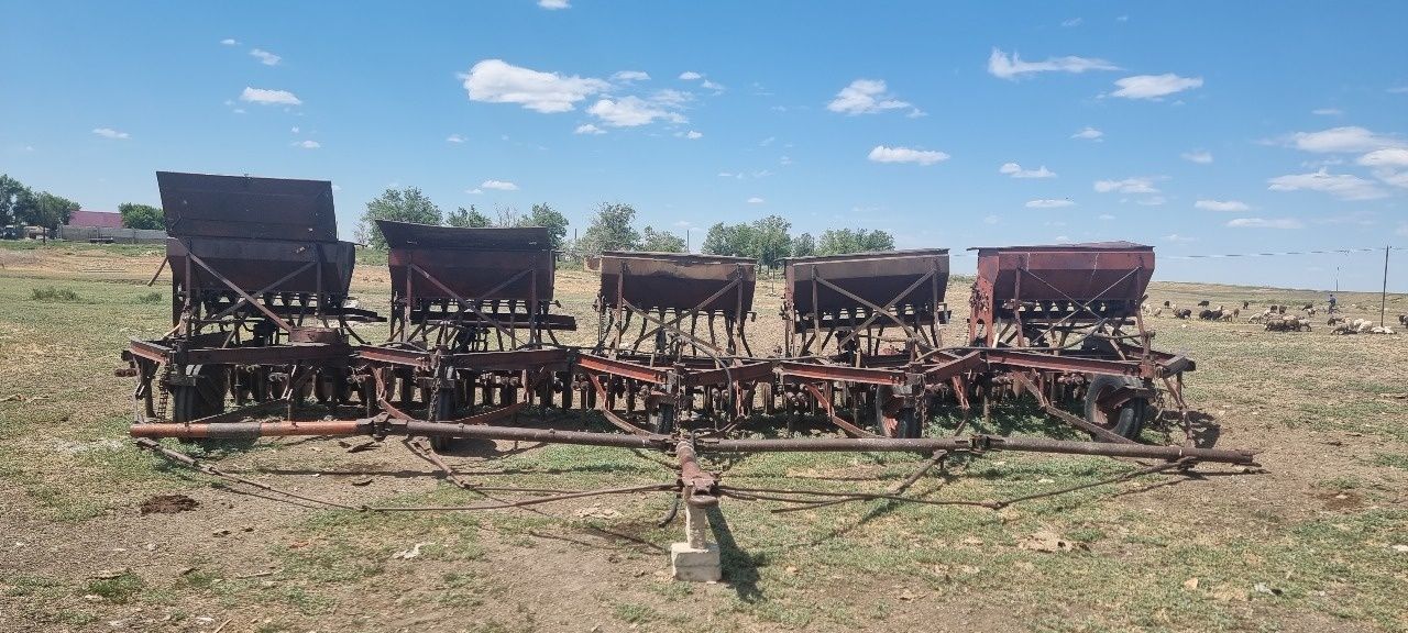 Продам К701 (касемьсот) + комплект