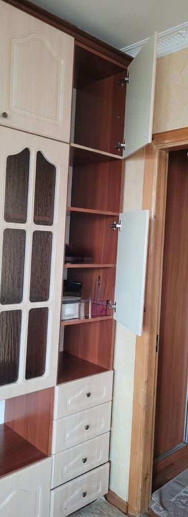 Продам шкаф-стенку, б/у.