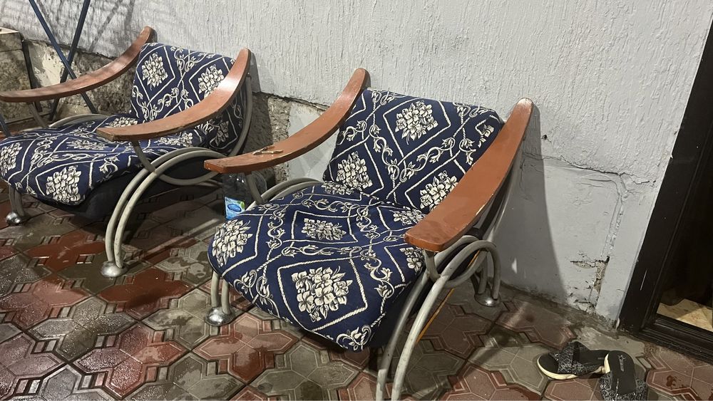 Диван кресло срочно