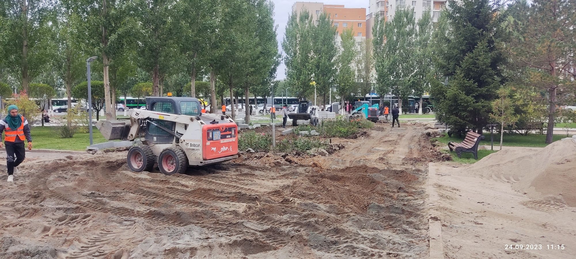Аренда минипогрузчик, услуги минипогрузчика МКСМ бобкат бобкэт bobcat