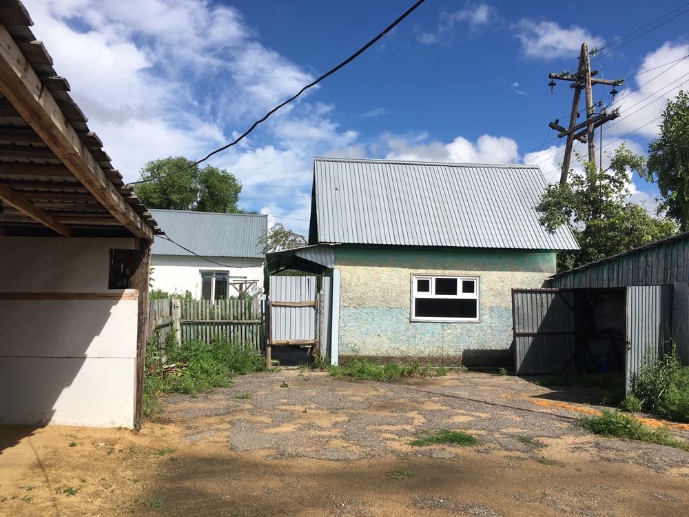 Продам кирпичный дом двухквартирный