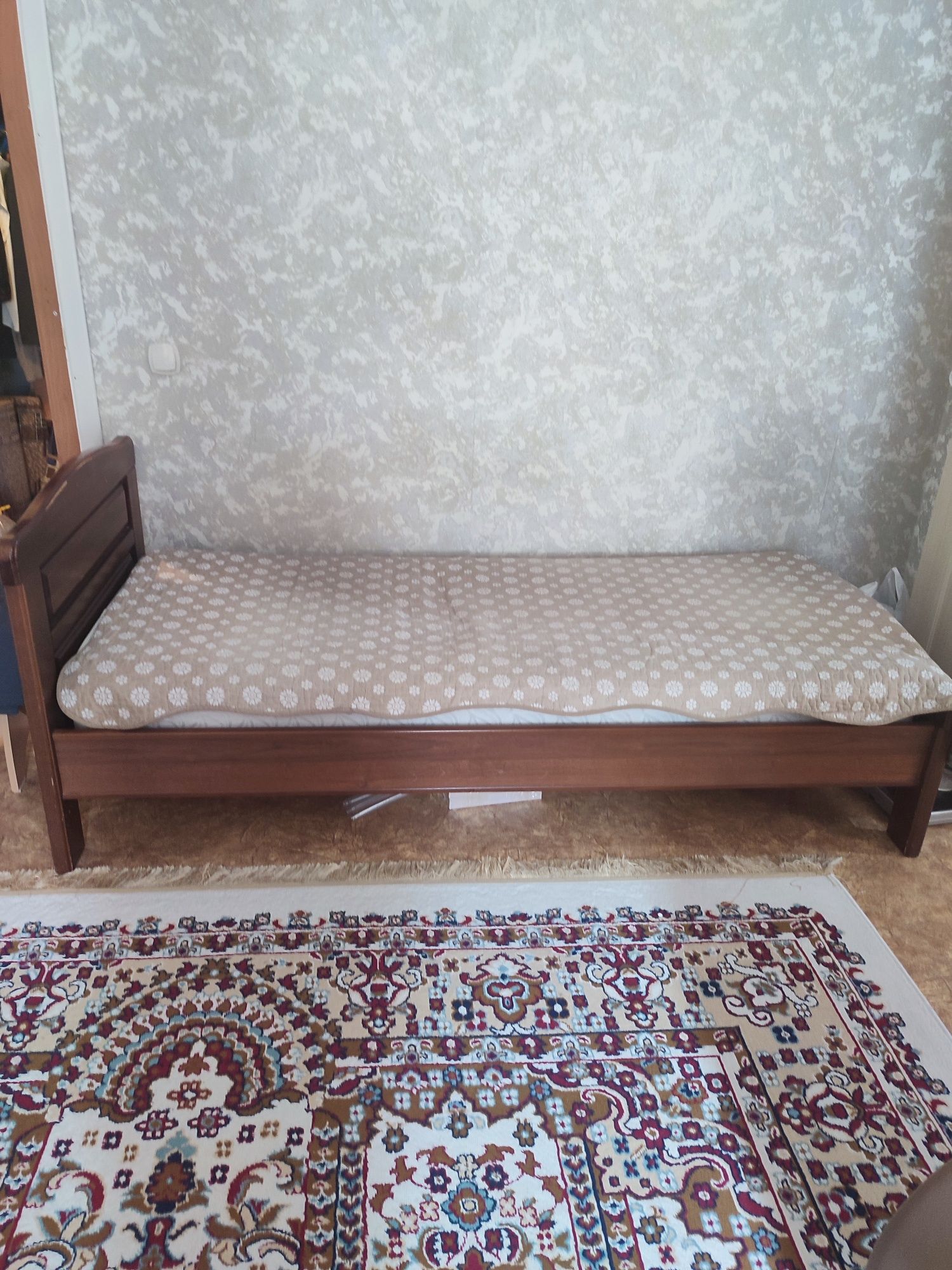 Продам уголок отдыха, кровать