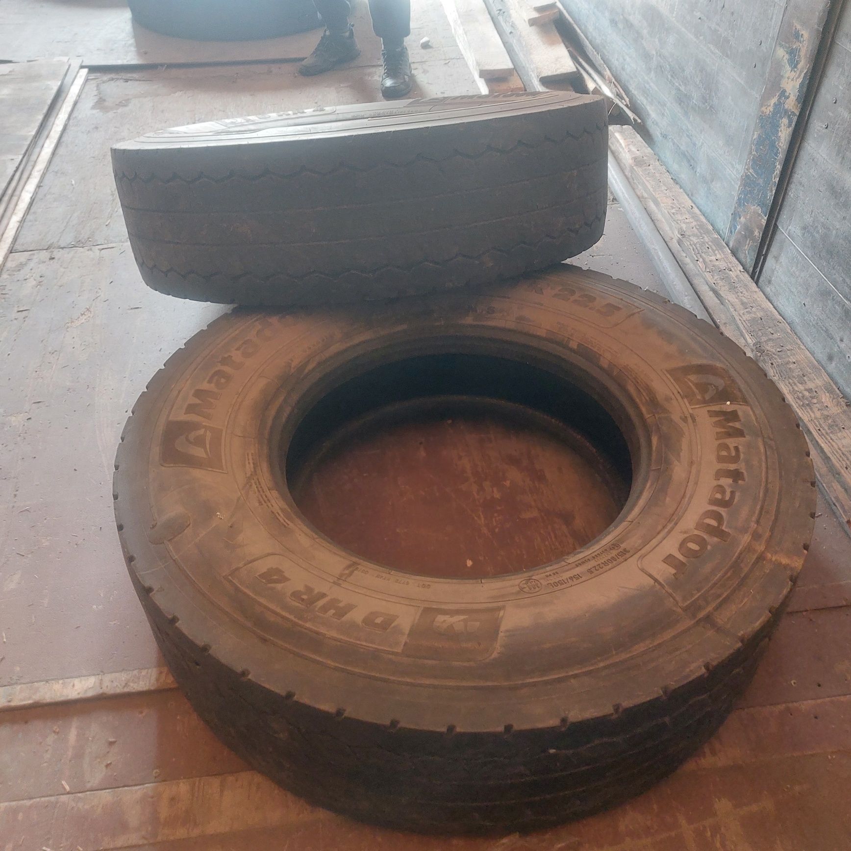 Шины ведущие  315/80 R 22,5
