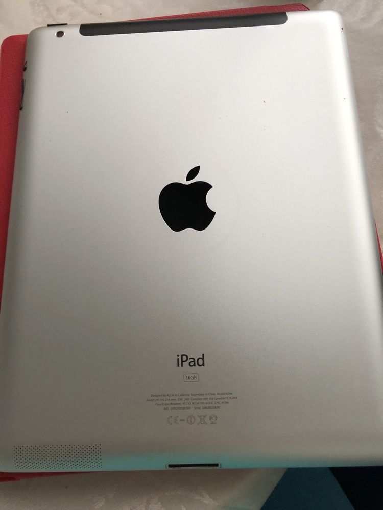 iPad 2 на запчасти. Рабочий.