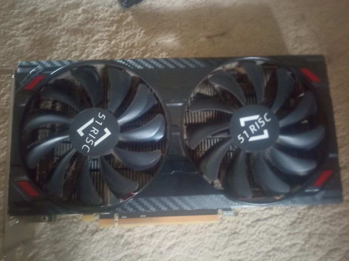 Продам видеокарту RX 5500 XT 8GB