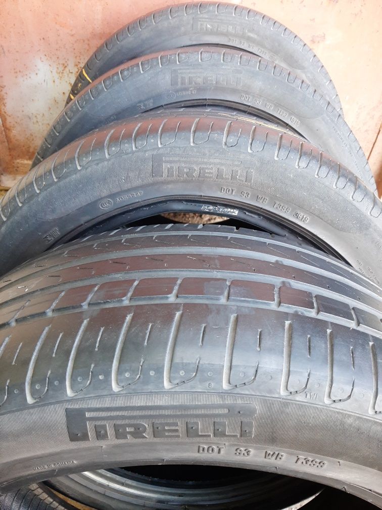 Продам шины 235/45/18 пирелли