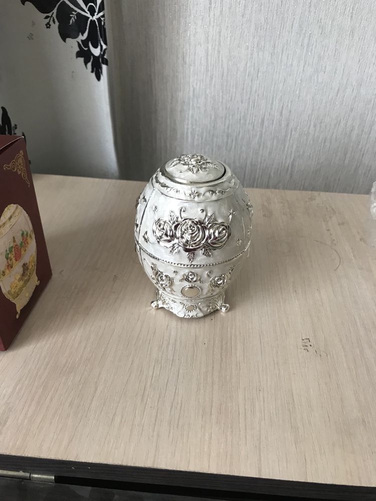 Подсвечник из мельхиора