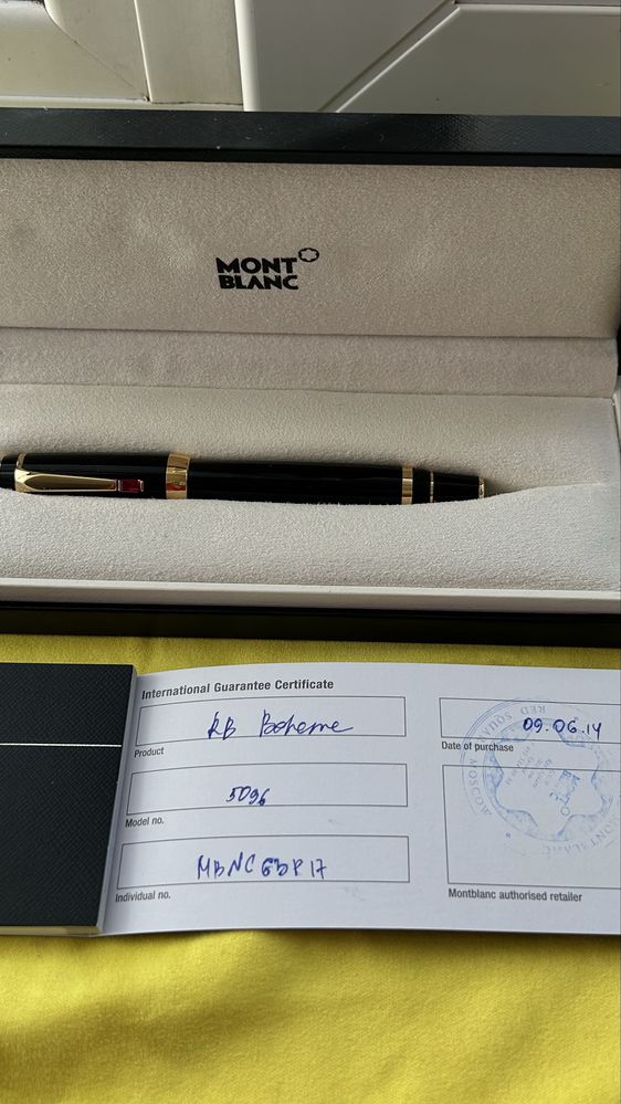 Шариковая ручка montblanc
