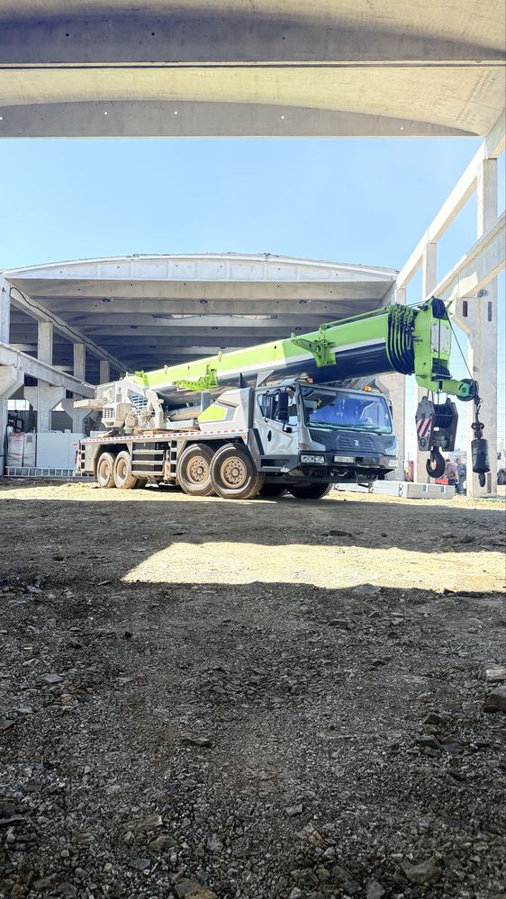 Автокран 100 тонн