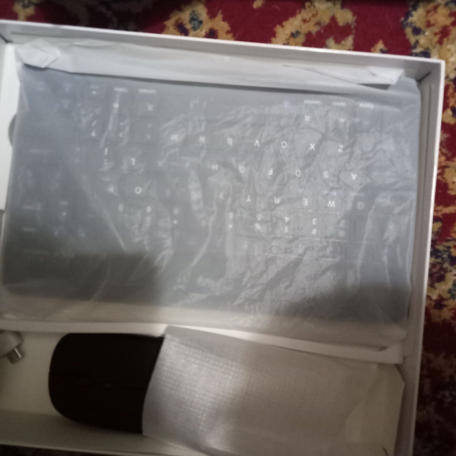 Продам планшет срочно
