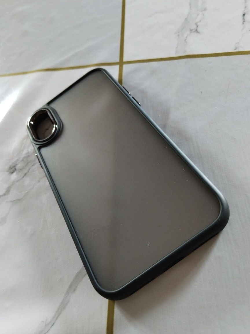 Чехол на Vivo v29 и на iPhone XR