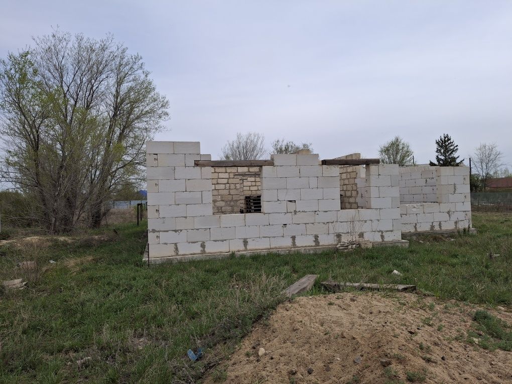 Продам дачный участок,район акжар 2,коллектив миллиоратор.