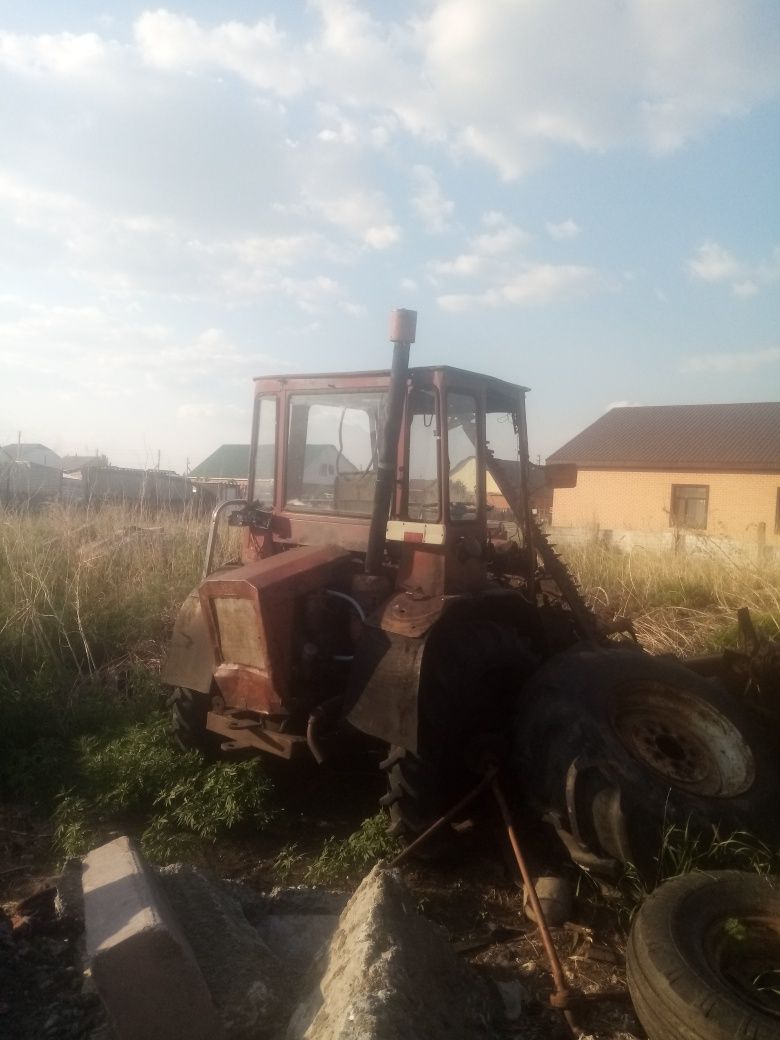 Продам трактор Т - 16