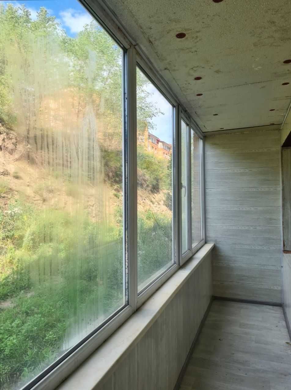 В продаже 2 комнатная квартира по Молдагуловой, 17/6