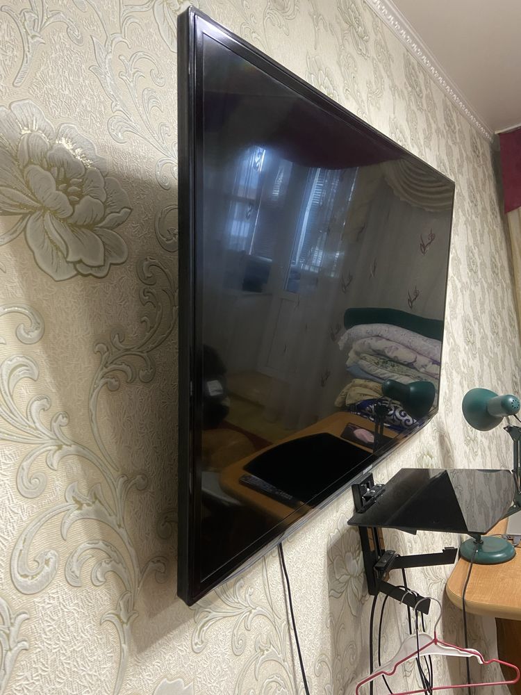 Продам телевизор Samsung