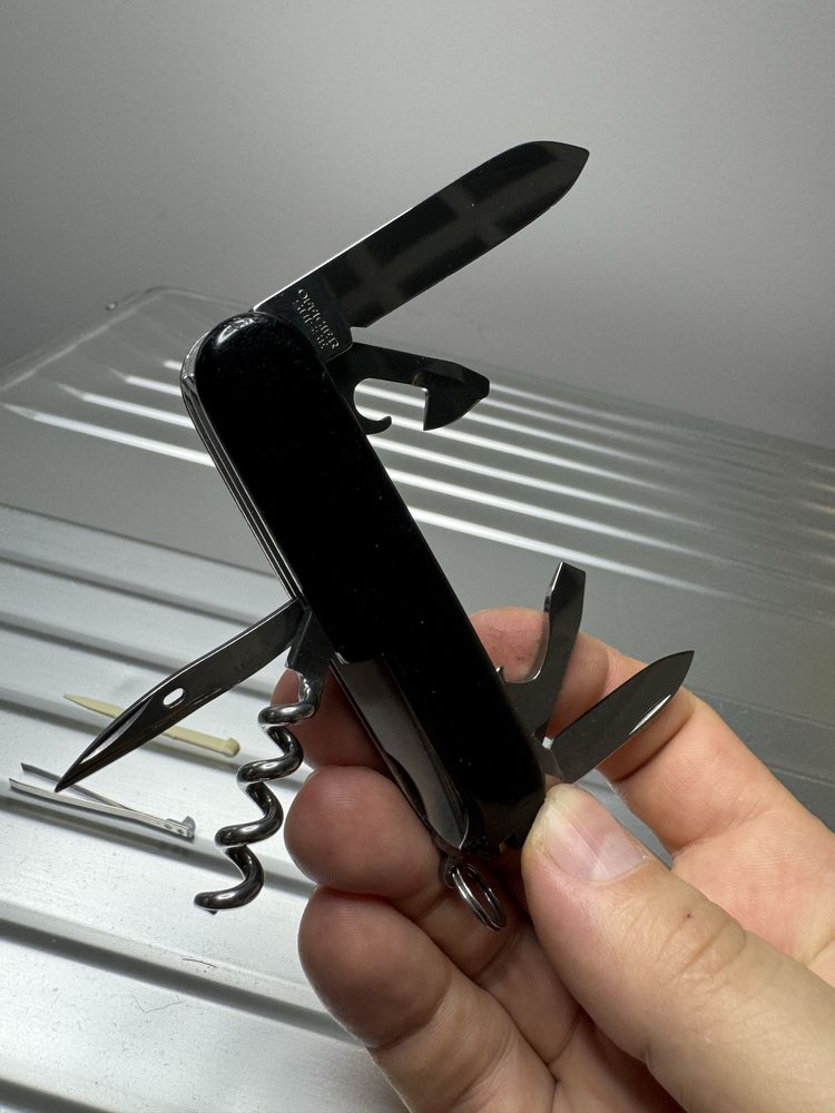 Нож Victorinox Spartan Black