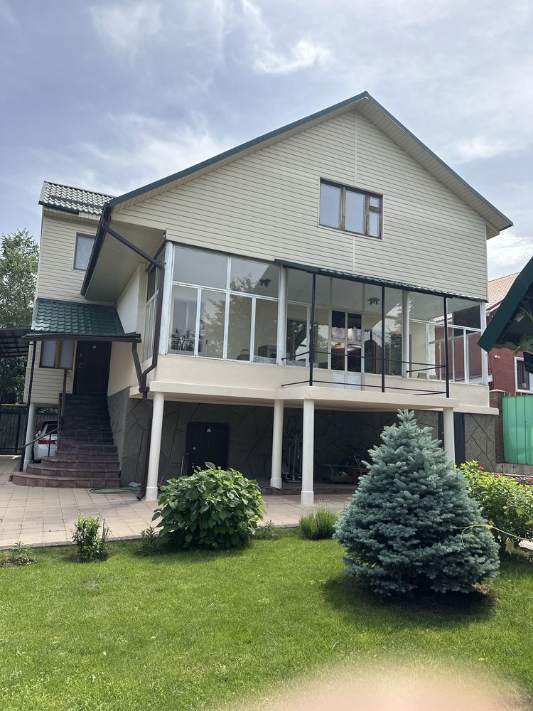 Продам особняк в престижном районе