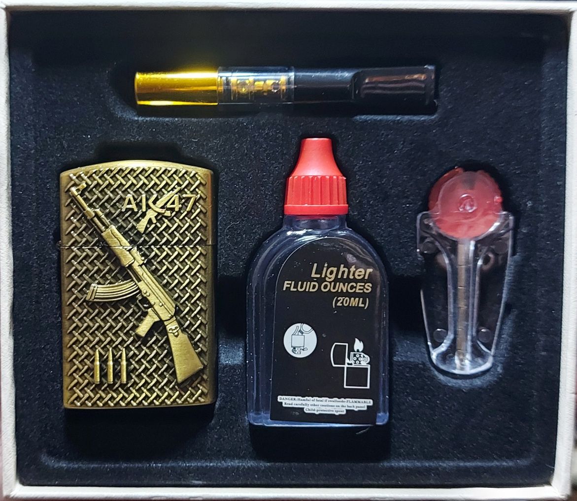Бензиновая зажигалка набор. Подарочный набор зажигалок 4в1 Zippo