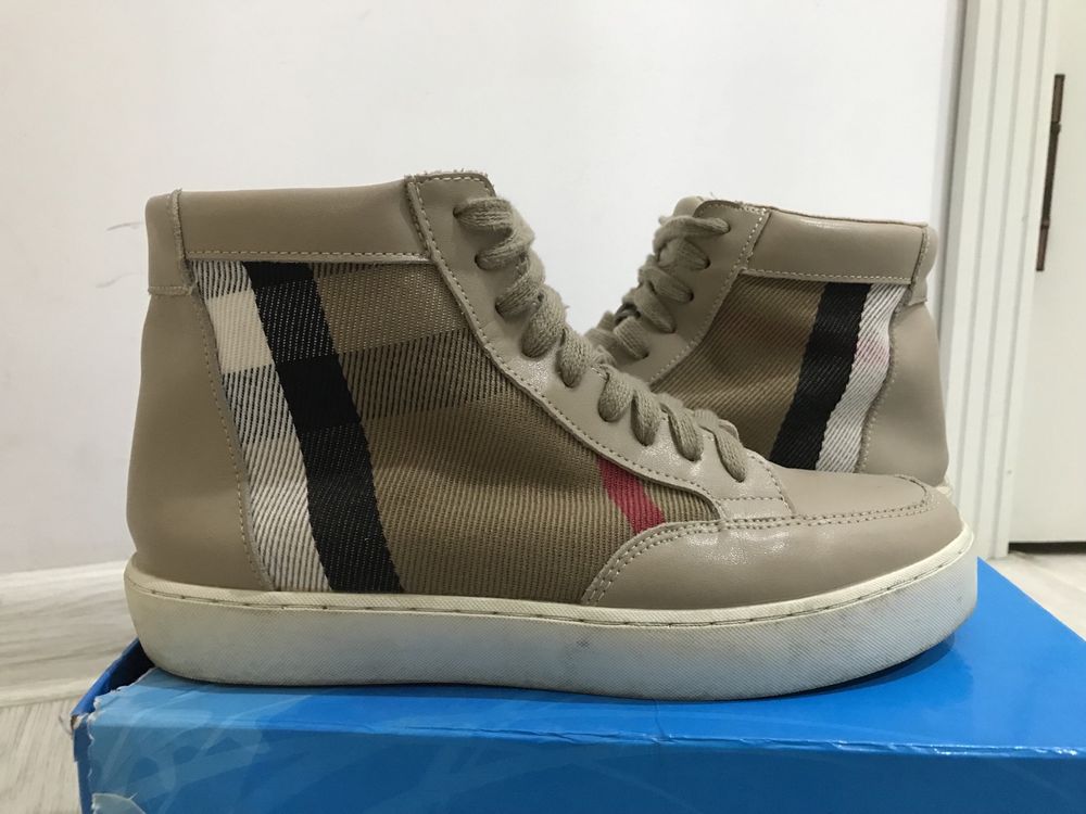 Кроссовки burberry