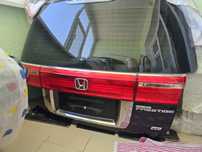 Крышка багажника на Honda Elysion Prestige