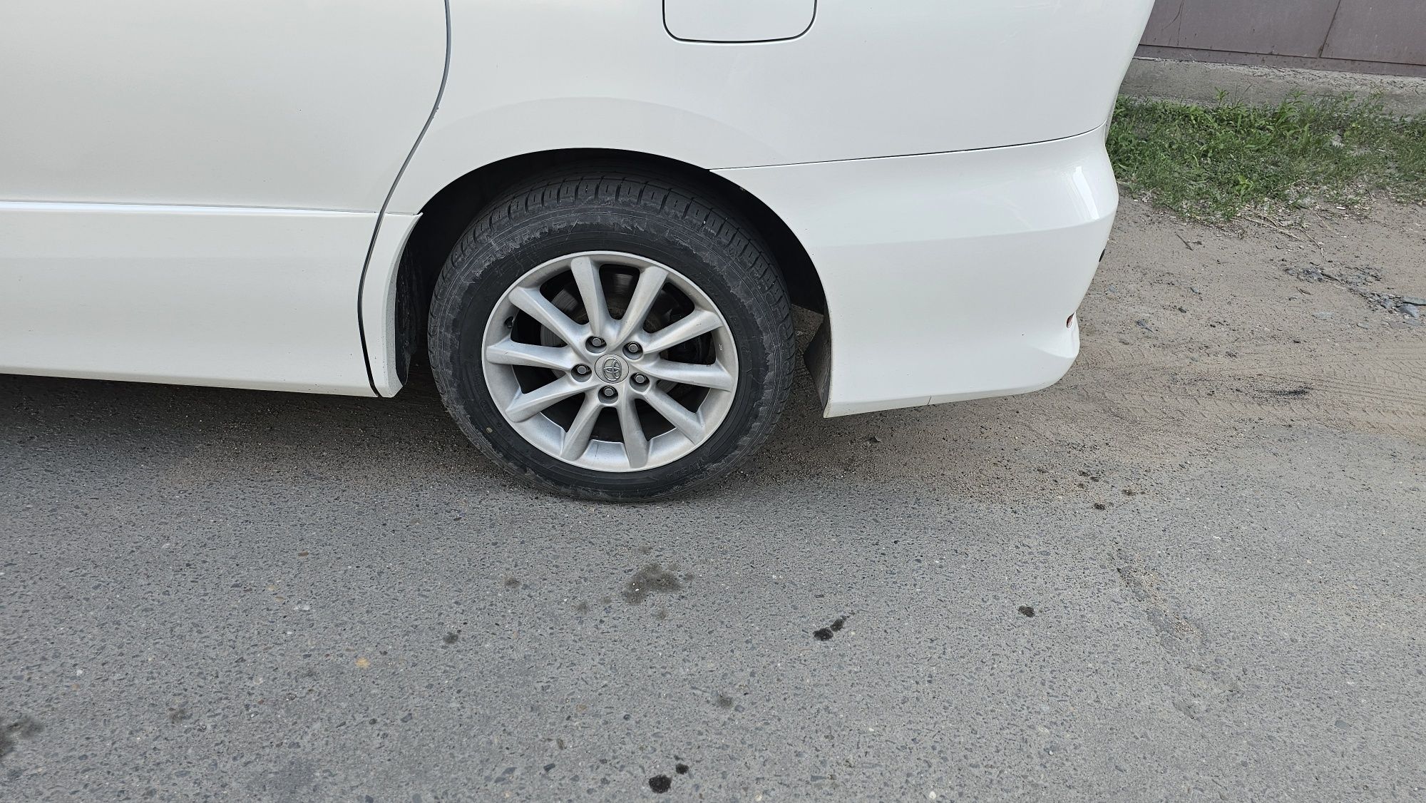 Продам Диски Toyota 17  оригинал