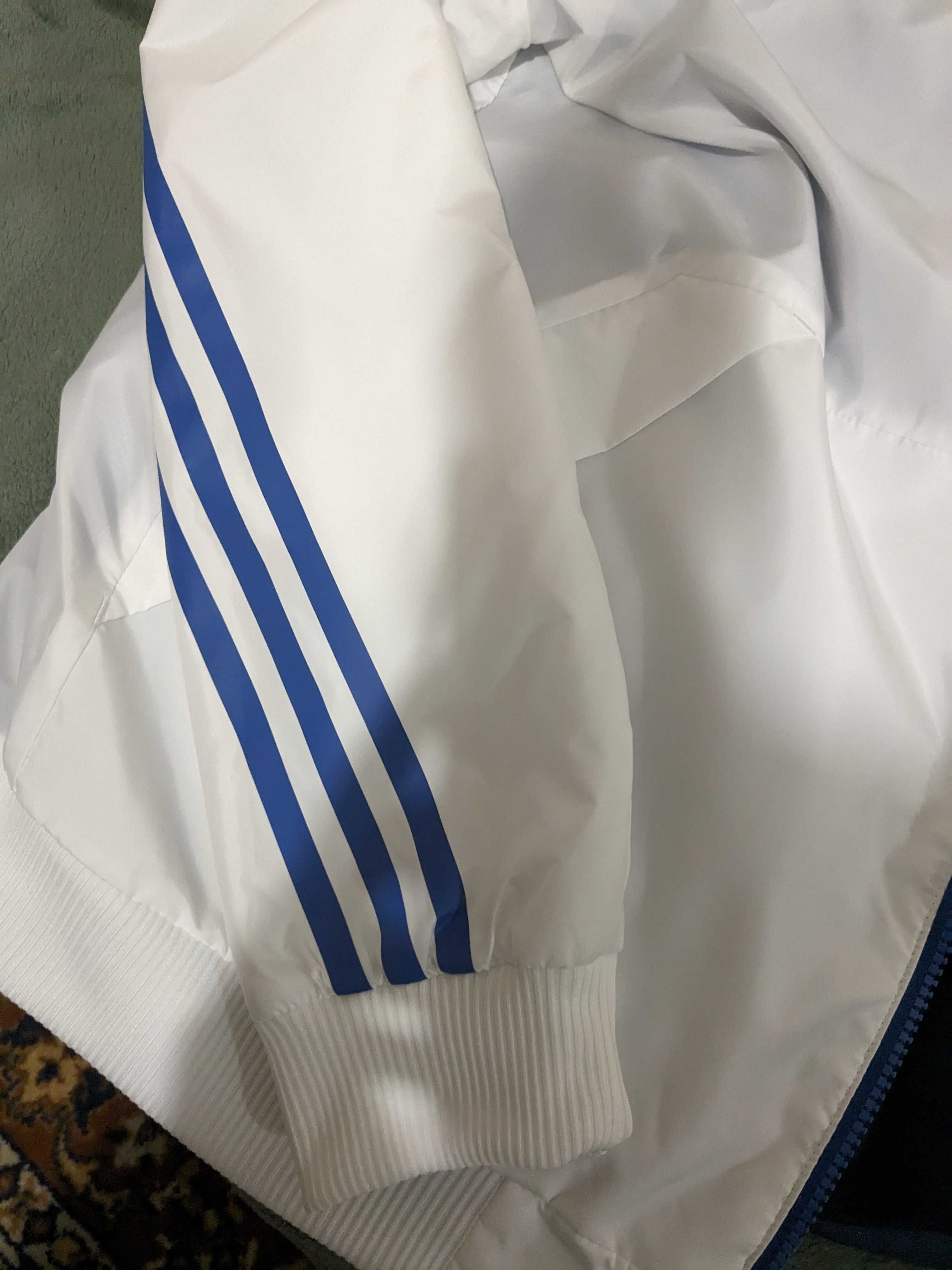 Adidas Новая кофта куплена в оригинальном магазине в США