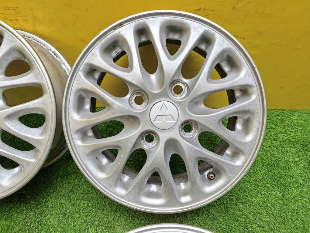 Диски R14 4×114.3 на Mitsubishi и другие.