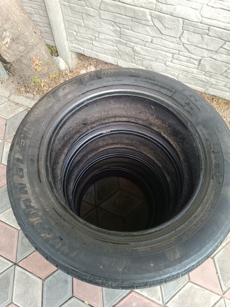 Шина TRIANGLE 235/60R18