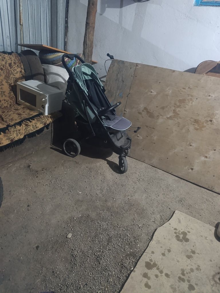 Продам коляку прогулочный. 0-3 лет. Состояние хорошое.