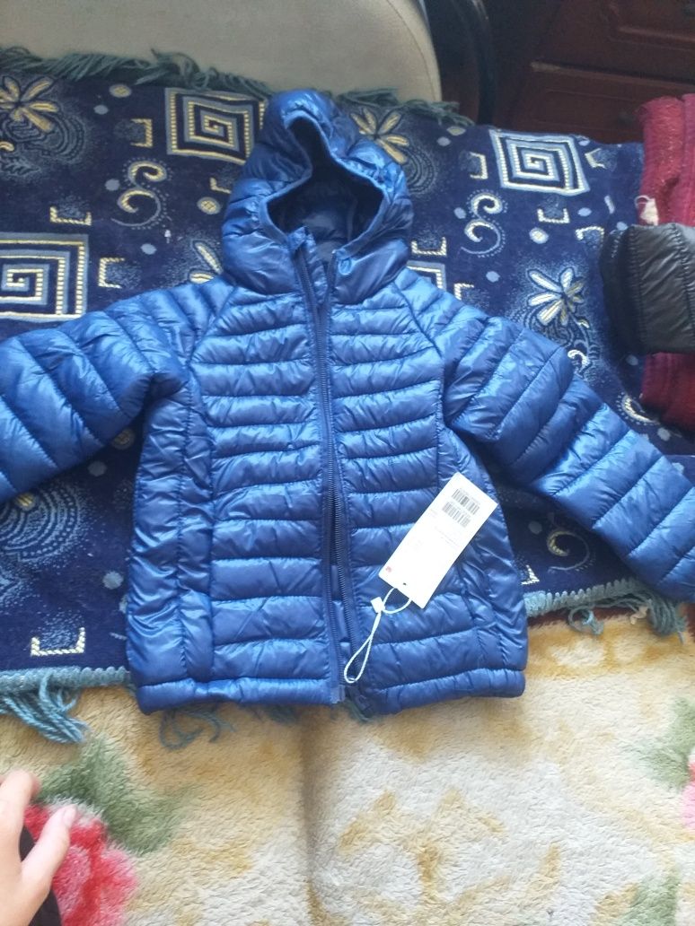 Продам куртку 90 размер