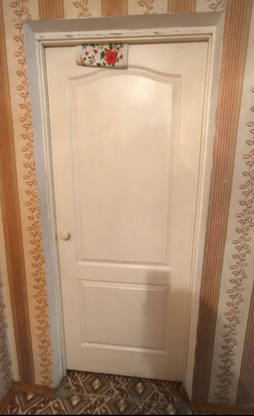 Продам б/у межкомнатные двери