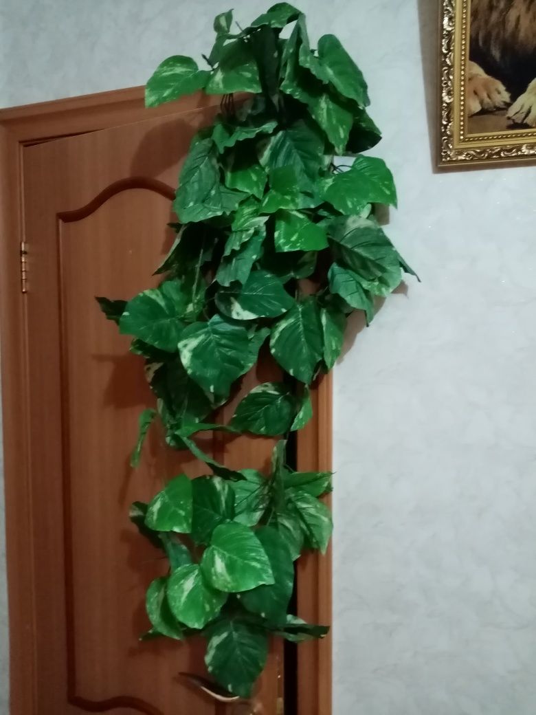 Продам искусственный цветок