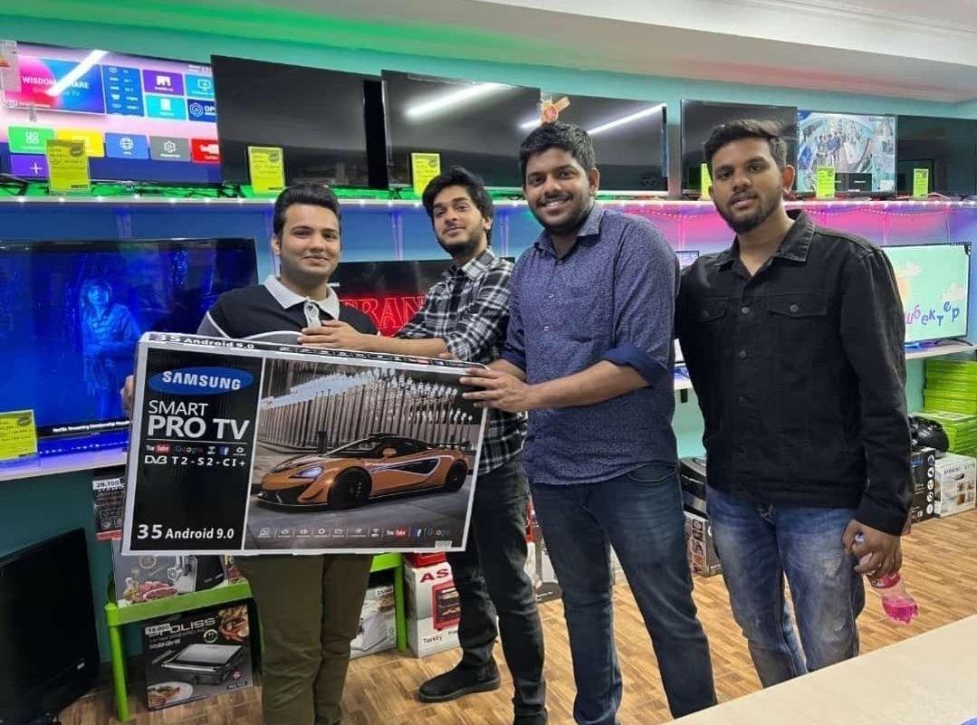 Новый 102см телевизор smart tv запечатоный model 40ef900