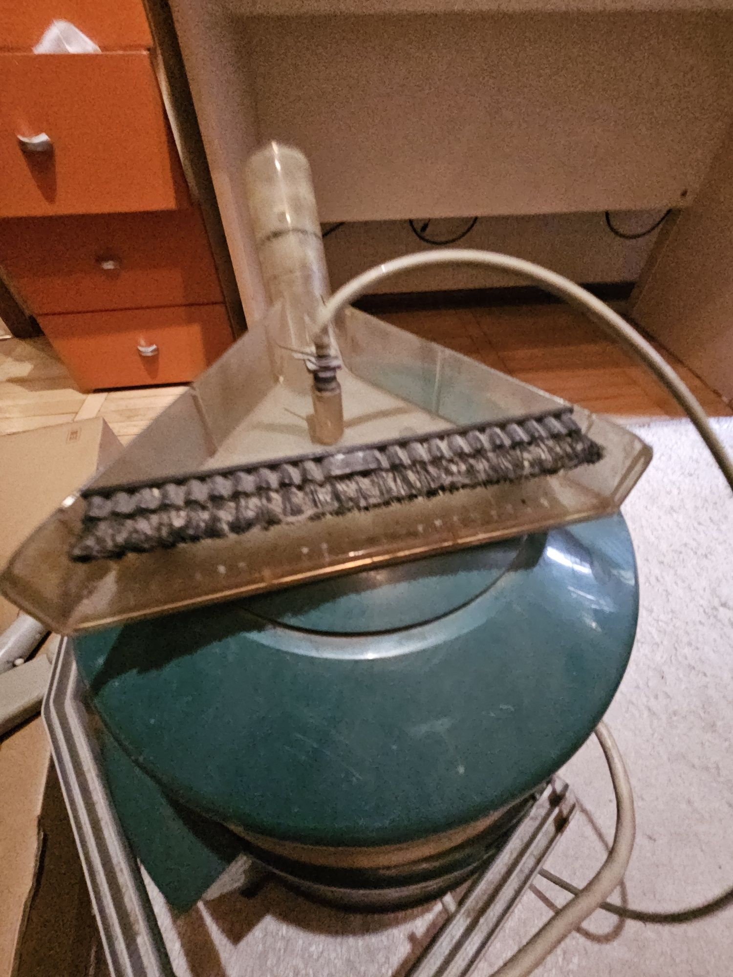 Пылесос американский моющий Bissell clean machine