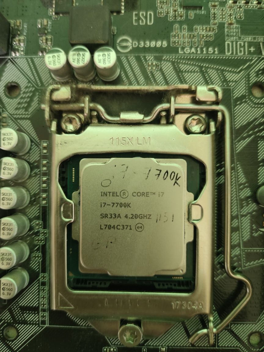 Материнская плата Asus H110 в сборе