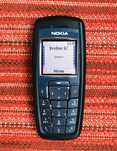 Nokia 2600 с зарядным устройством