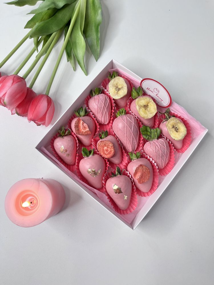 Клубника в шоколаде Алматы, Подарки, букет торт