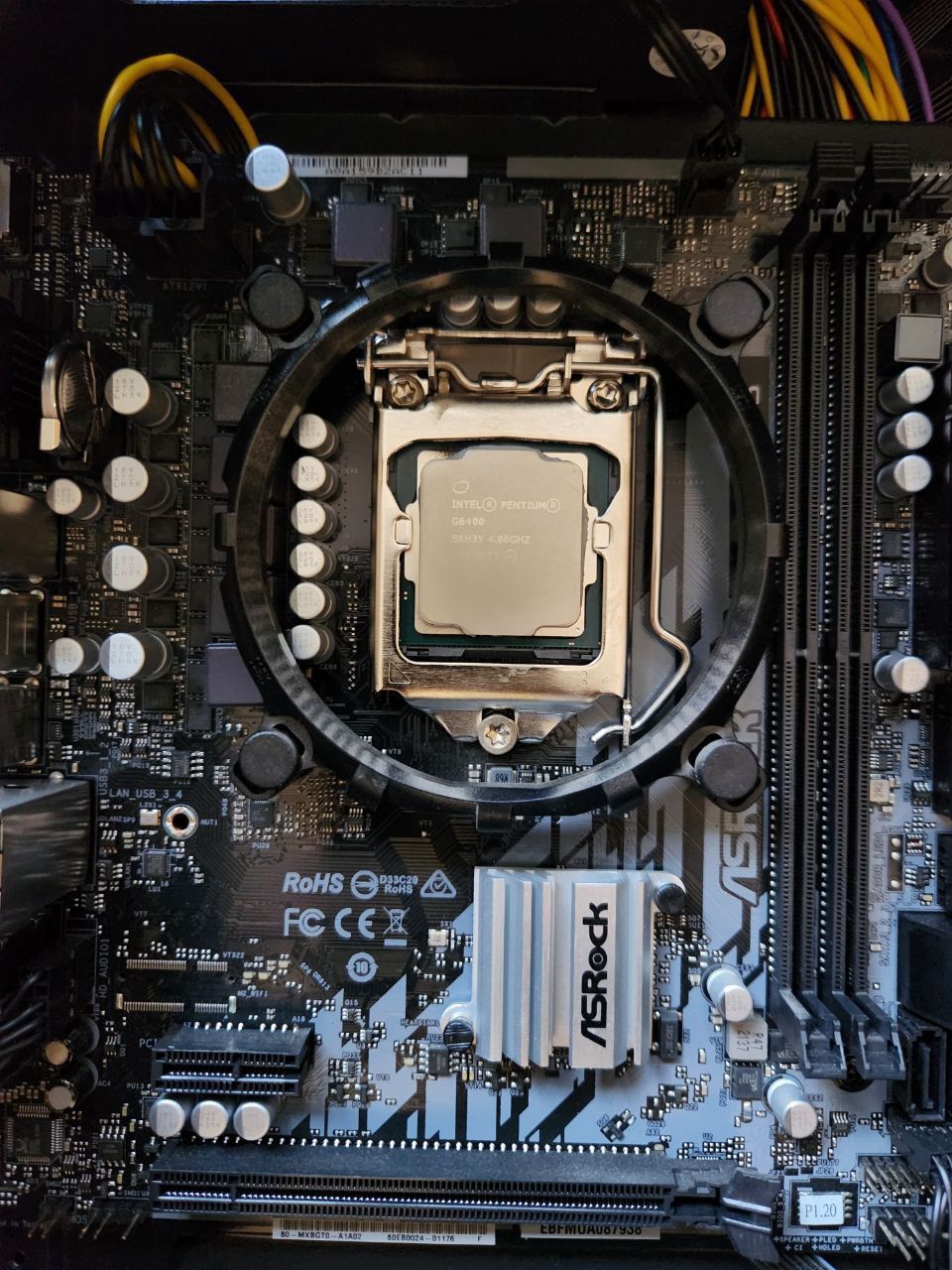 Материнские платы ASRock H510M | Для i3/i5/i7 10‑11 поколений
