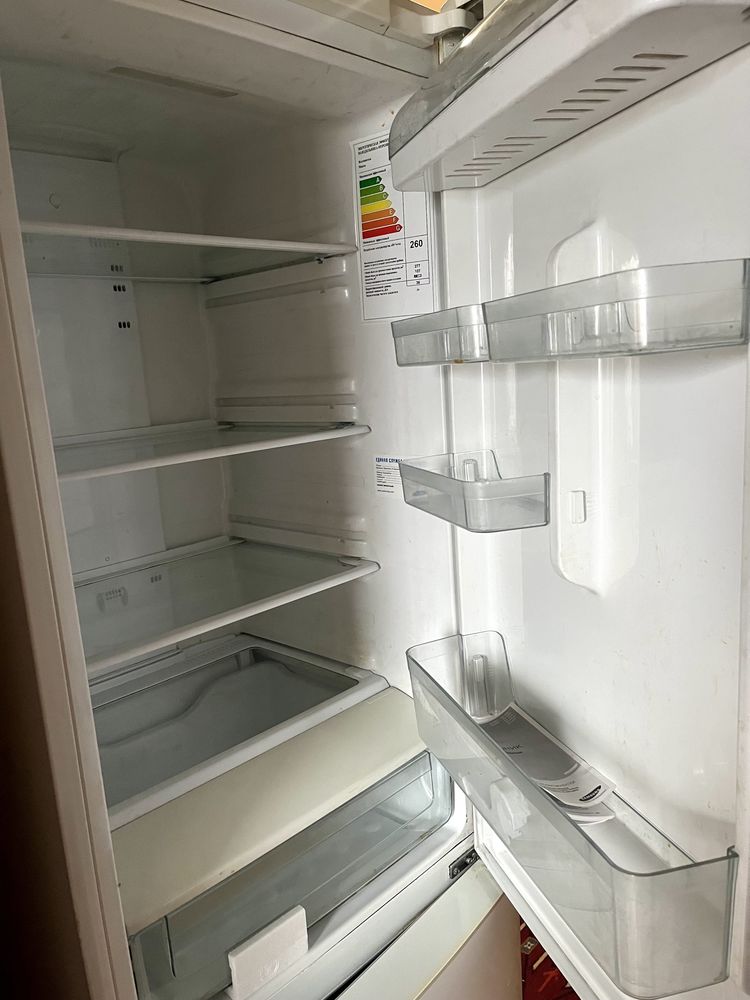 Продам холодильник Samsung (б/у)
