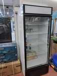Холодиль витринный Капри 0.7СК