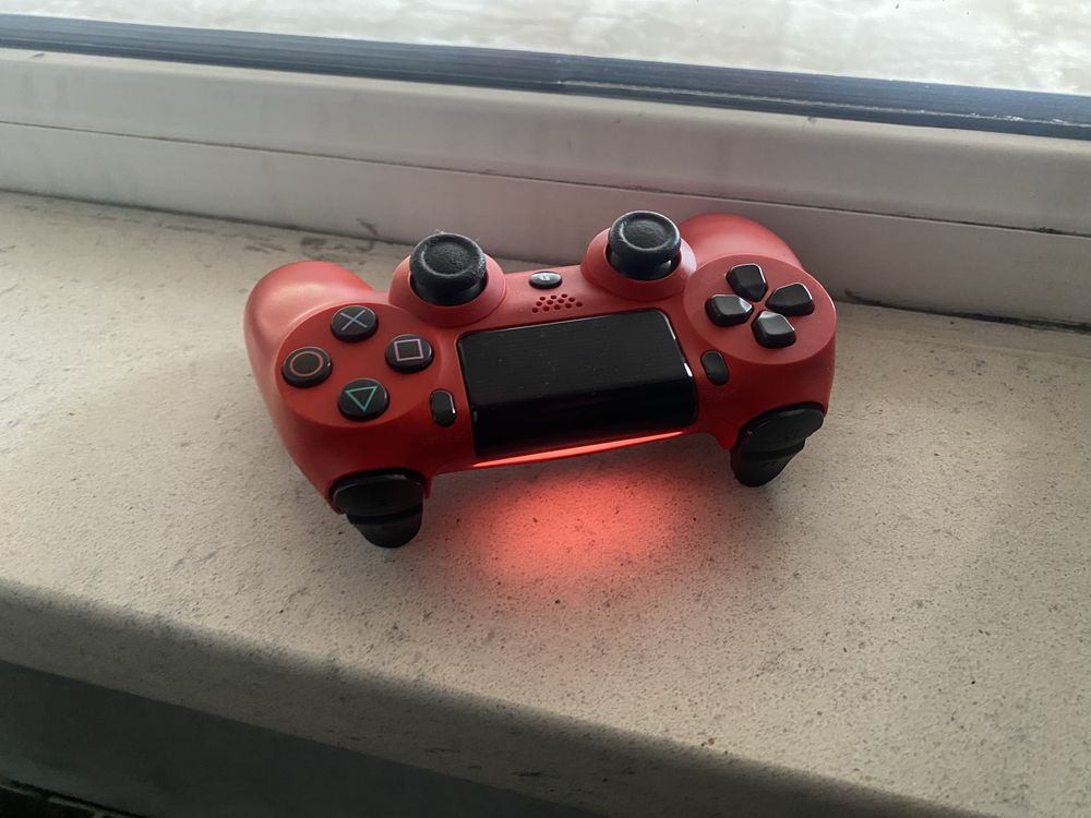 Dualshock 4, ORIGINAL
