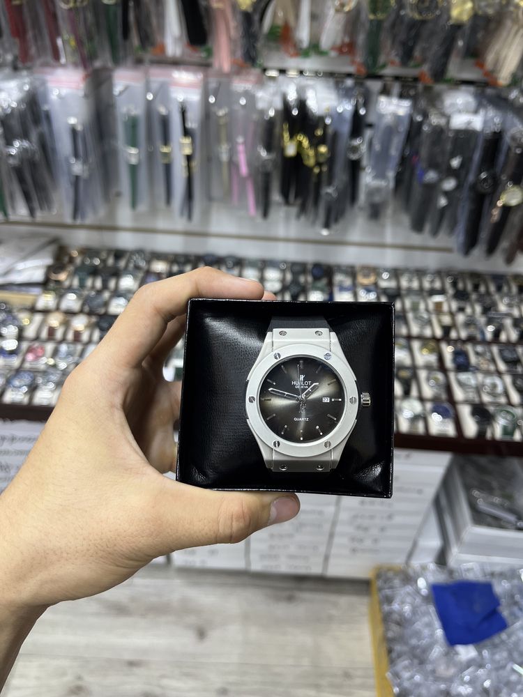 Hublot часы мужские