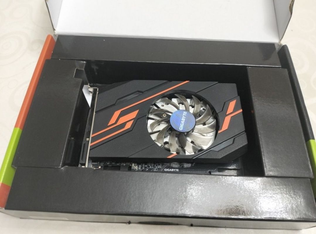 Видео карта GTX 1030