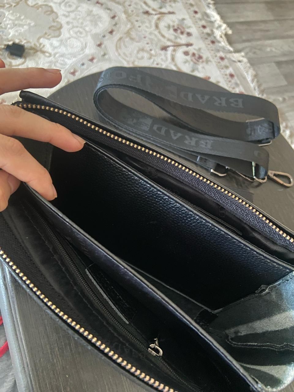 Продам стильную кожаную мужскую сумку