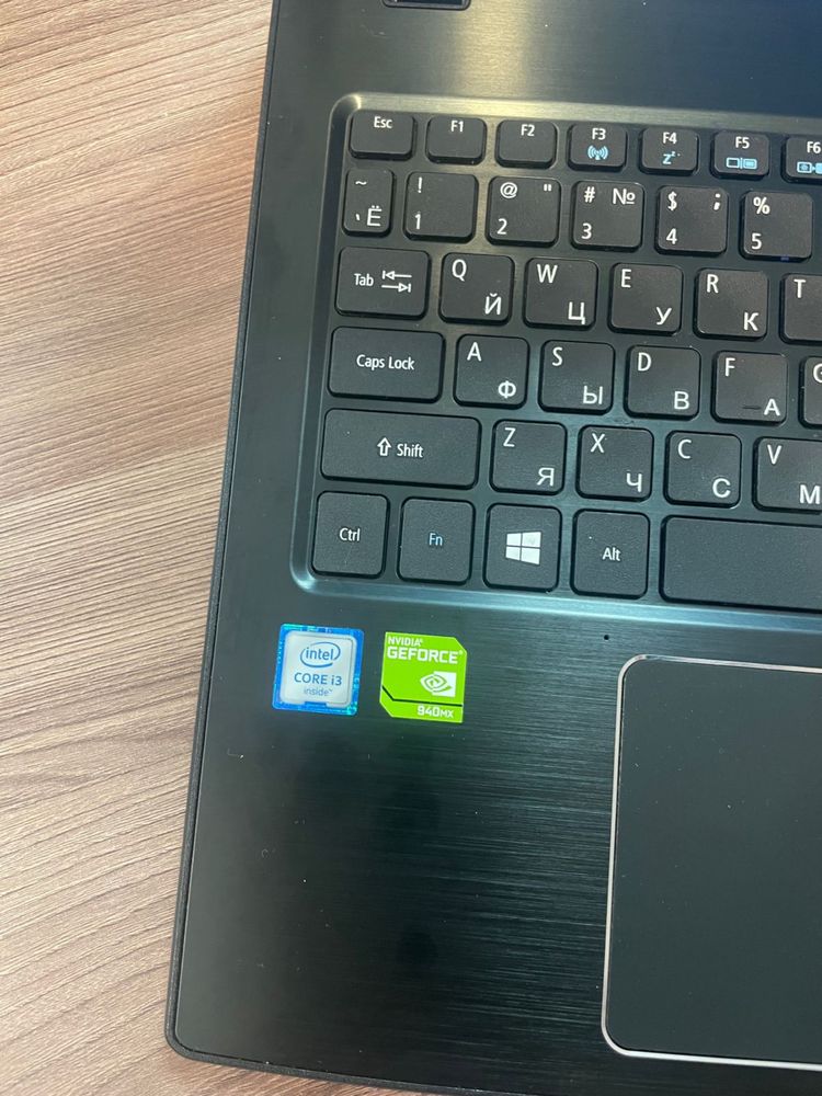 Ноутбук Acer Core i3-6006U/8гб/SSD 240, 500 гб/GeForce 940MX