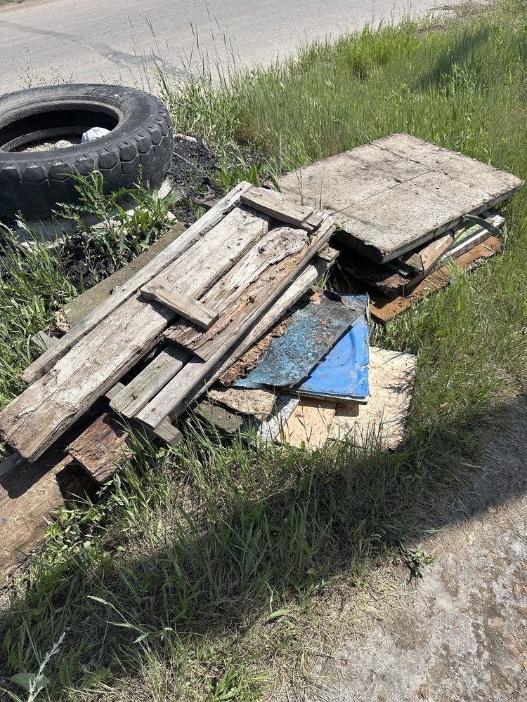 Бесплатно на дрова самовывоз