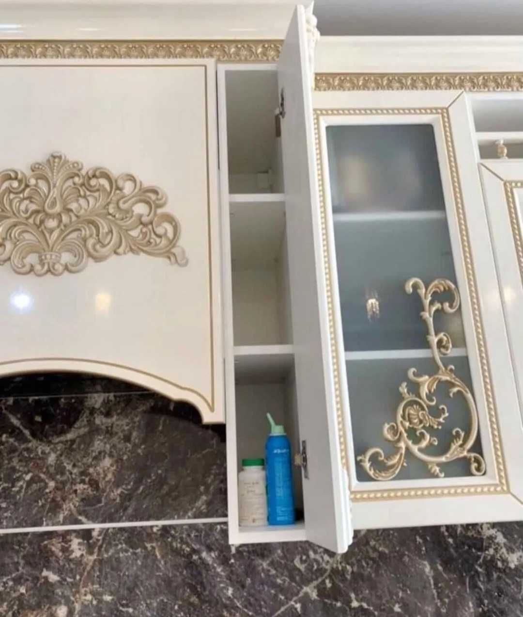 Продам кухонный гарнитур. Н