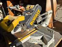 Dewalt торцовка dw708-qs