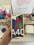 Самсунг а40